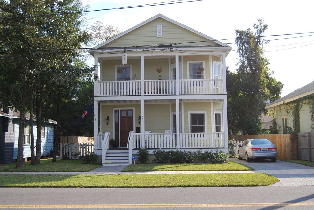 44 W 12th St, Jacksonville, FL 32206