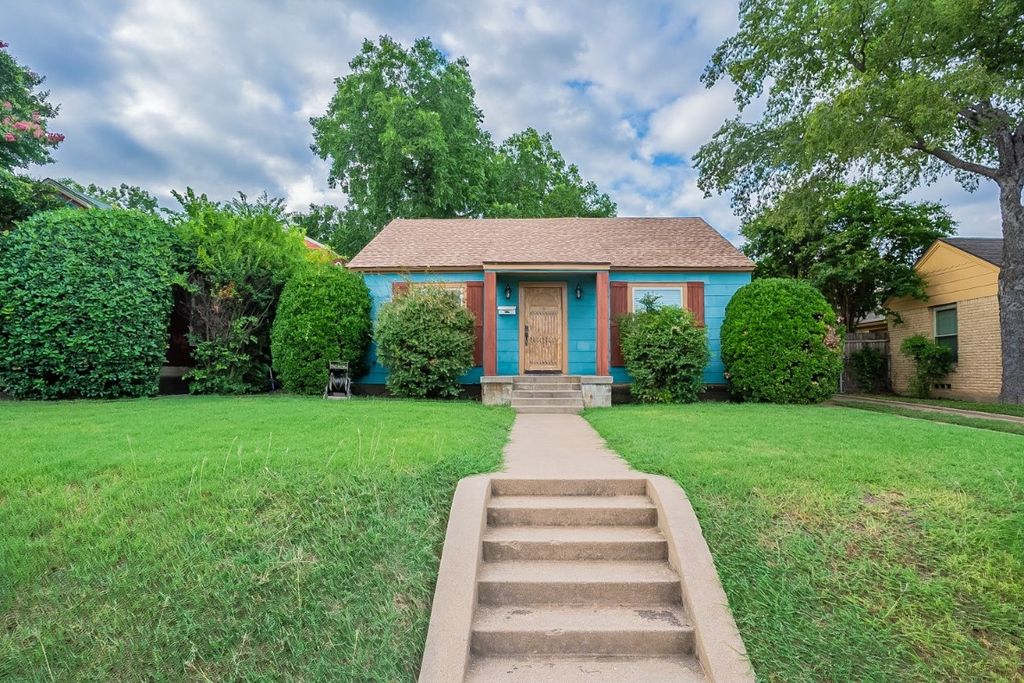 4604 Calmont Ave, Fort Worth, TX 76107
