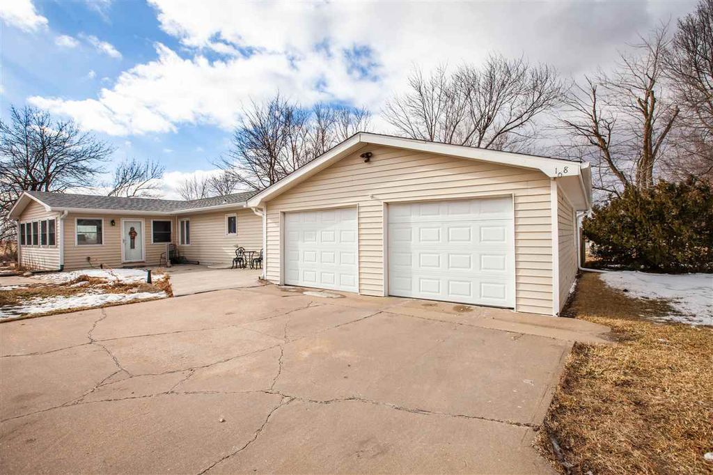 108 W Highway 16, Olsburg, KS 66520 Trulia