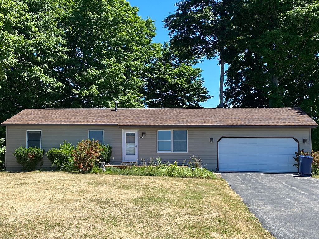 4861 S Boone Aire Dr, Traverse City, MI 49684 Trulia