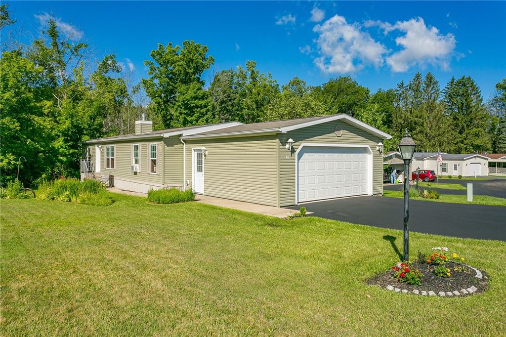 40 Picture Book Park, West Bloomfield, NY 14585 Trulia