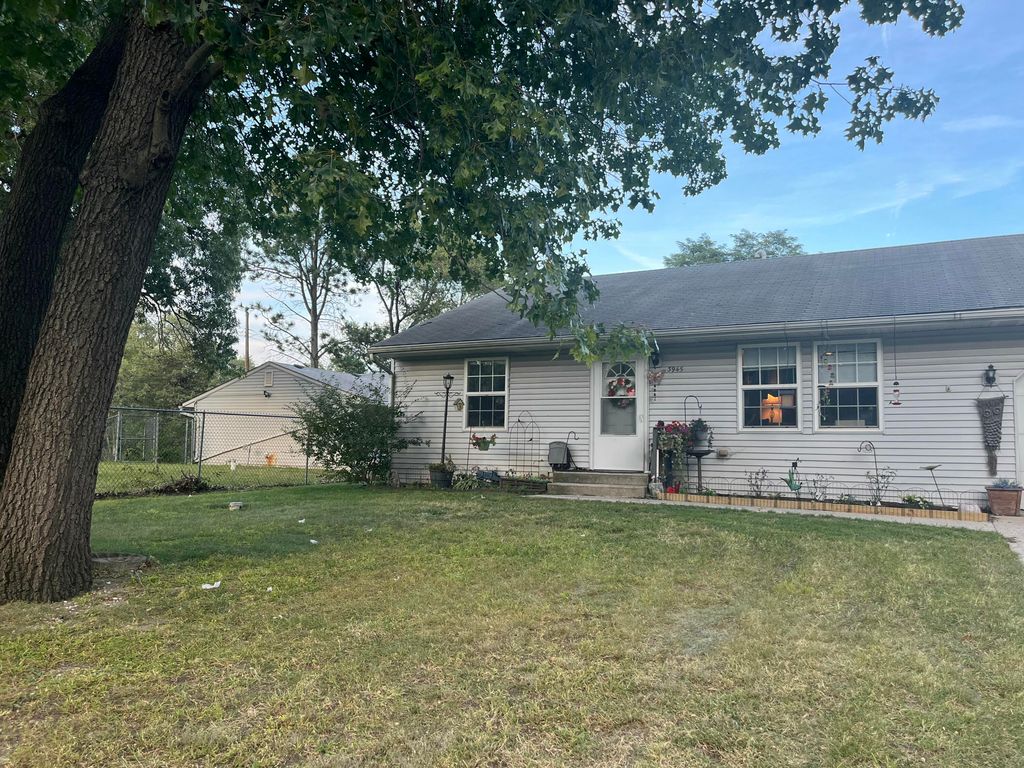 3945 Gerry St, Gary, IN 46408