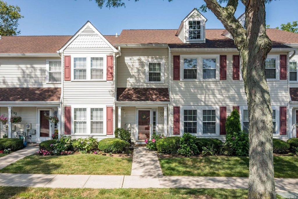 62 Stratford Green UNIT 62, Farmingdale, NY 11735 MLS 3498647 Trulia
