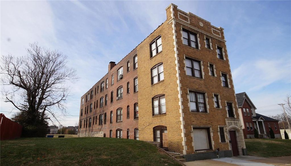 4050 Delmar Blvd, Saint Louis, MO 63108