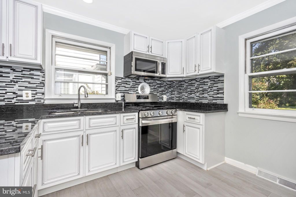 4106 Alto Rd, Baltimore, MD 21216