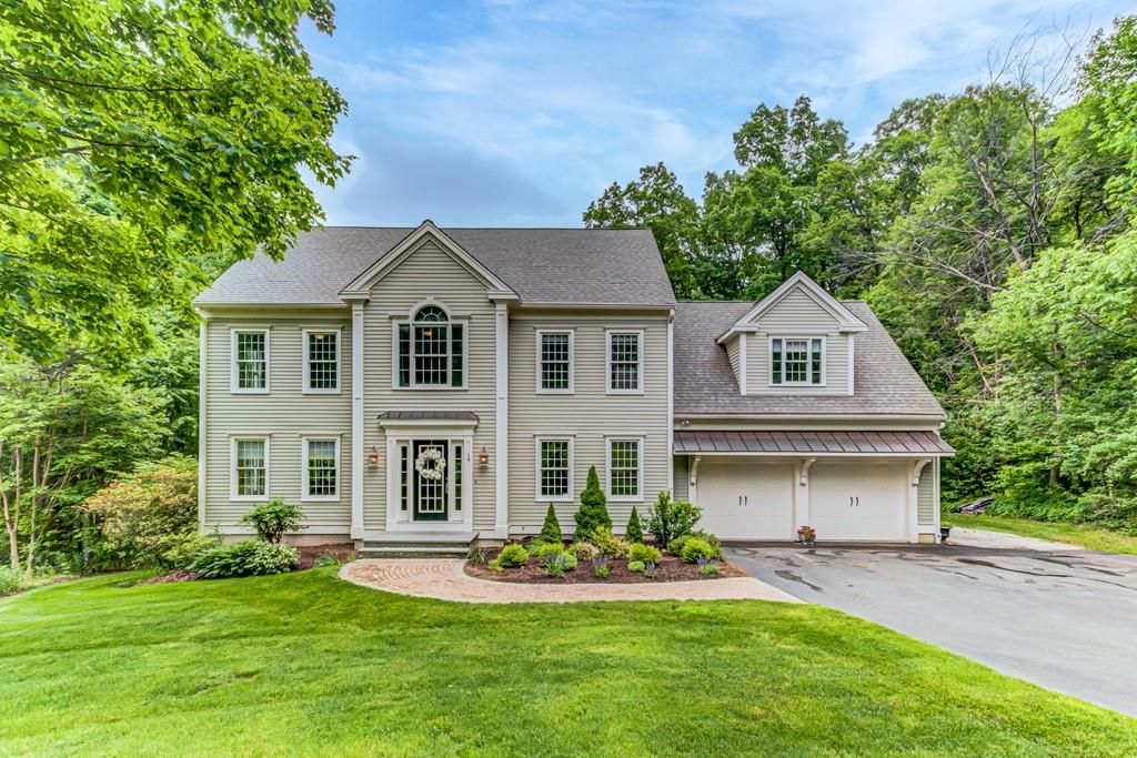 14 Stone Crossing Way, Hopkinton, MA 01748