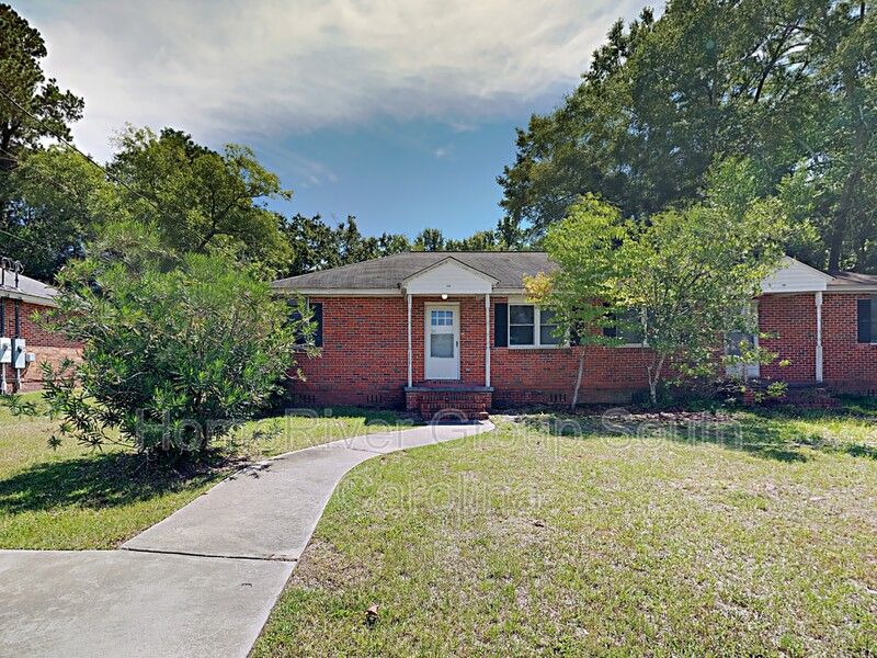 43 Willow Dr   #A, Sumter, SC 29150