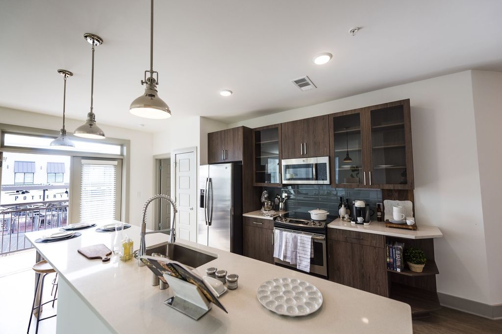 7165 Avalon Blvd, Alpharetta, GA 30009