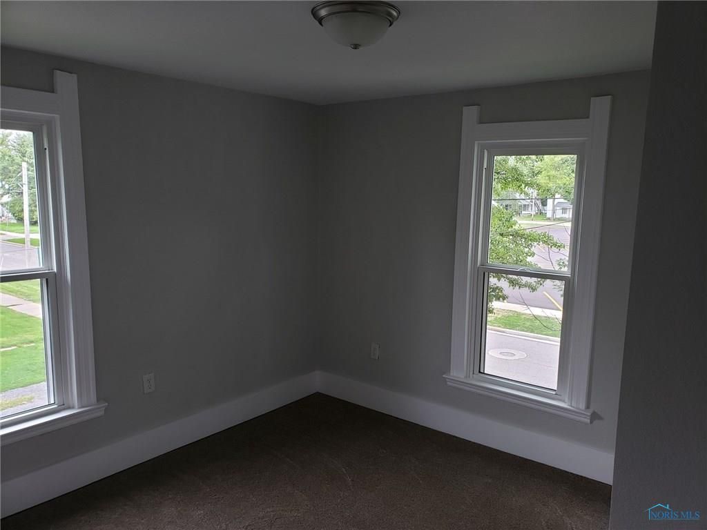 503 N Ottokee St, Wauseon, OH - 4 Bed, 2 Bath Single-Family Home - 24