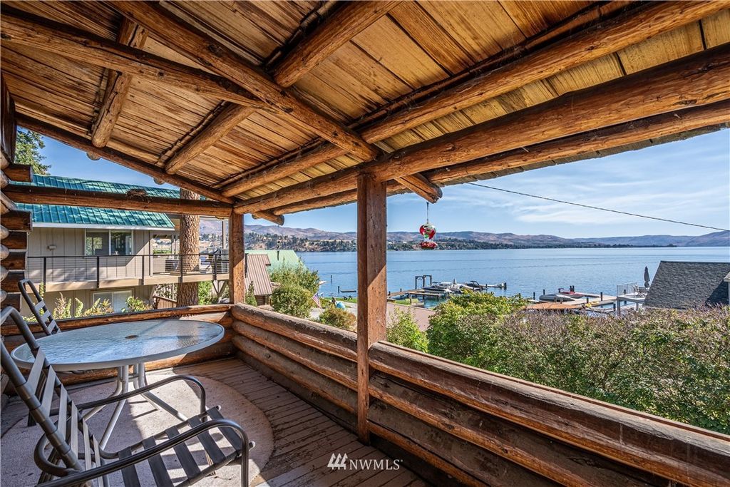 S Lakeshore Rd, Chelan, WA 98816