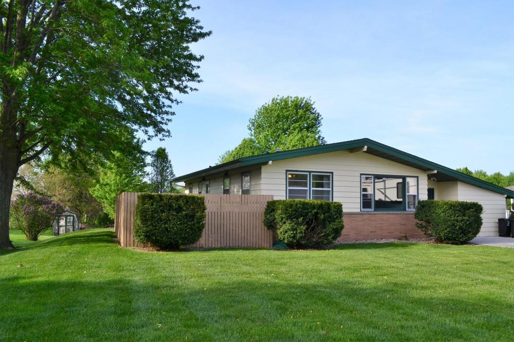 214 E Division St, Ogden, IA 50212 Trulia