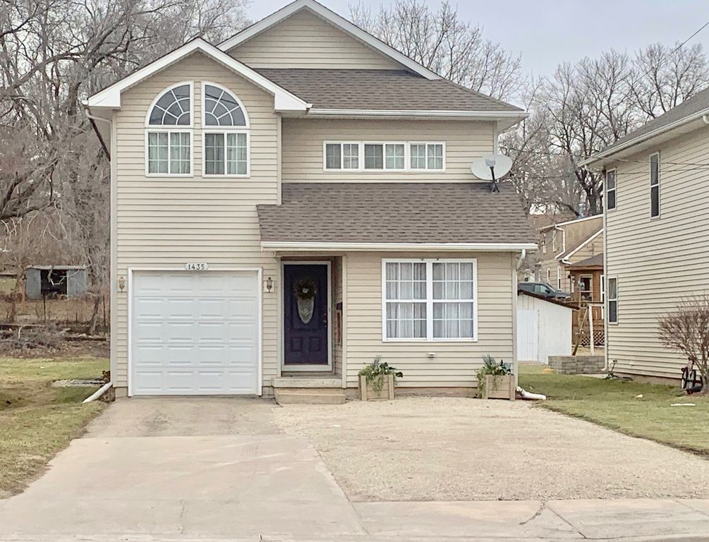 1435 5th St, La Salle, IL 61301 Trulia