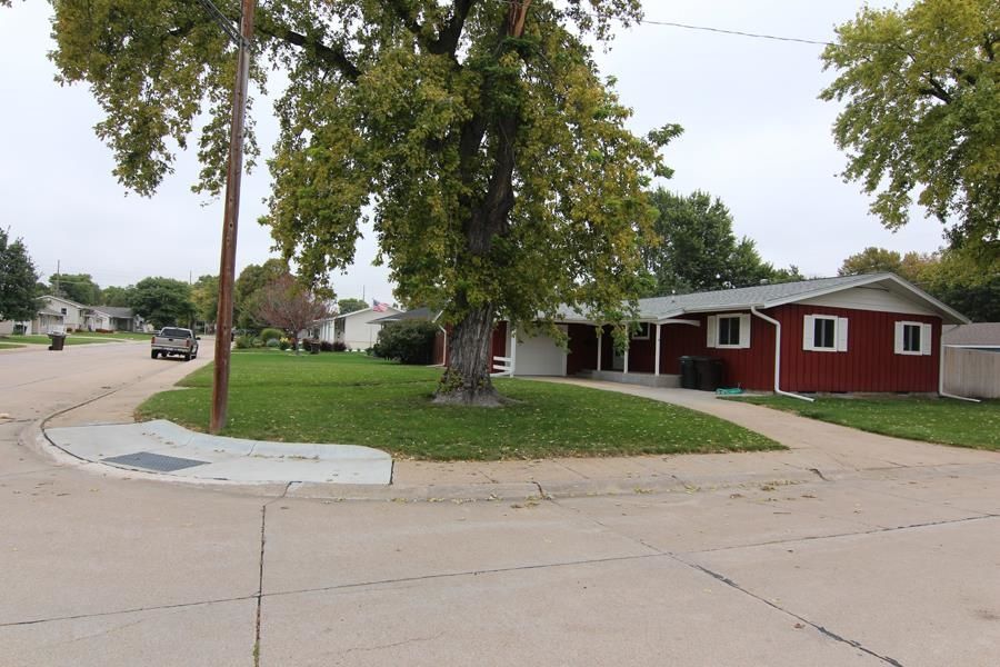 3703 C Ave, Kearney, NE 68847
