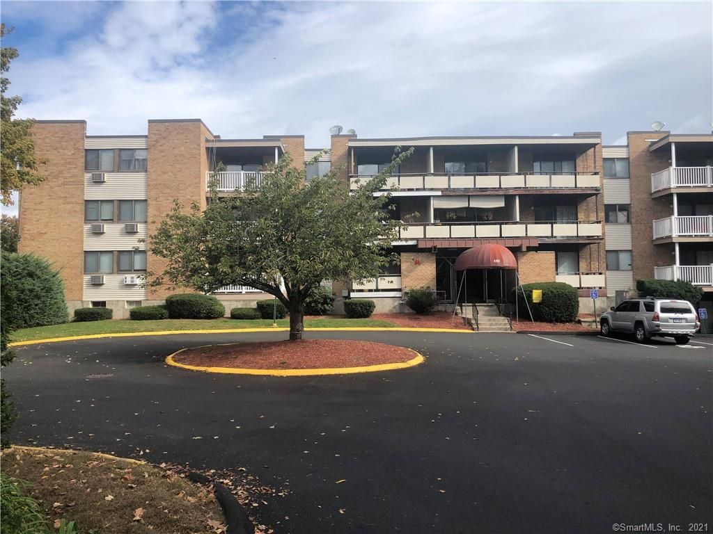 157 Bull Hill Ln #S1, West Haven, CT 06516