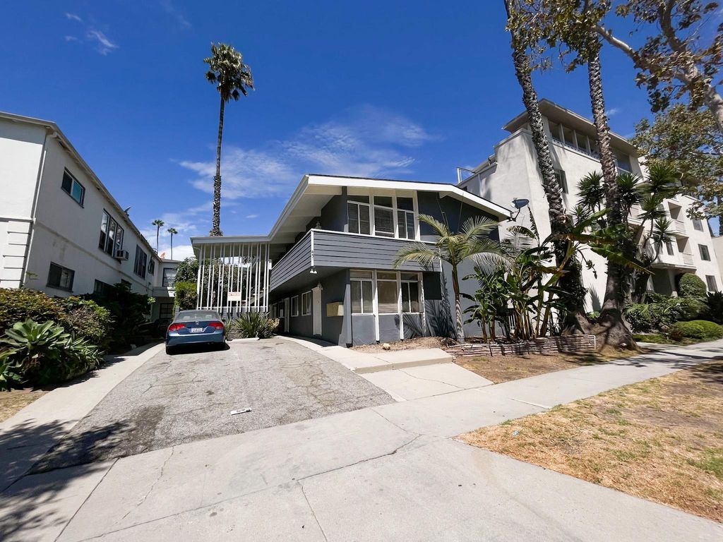 451 S  Oakhurst Dr   #4, Beverly Hills, CA 90212