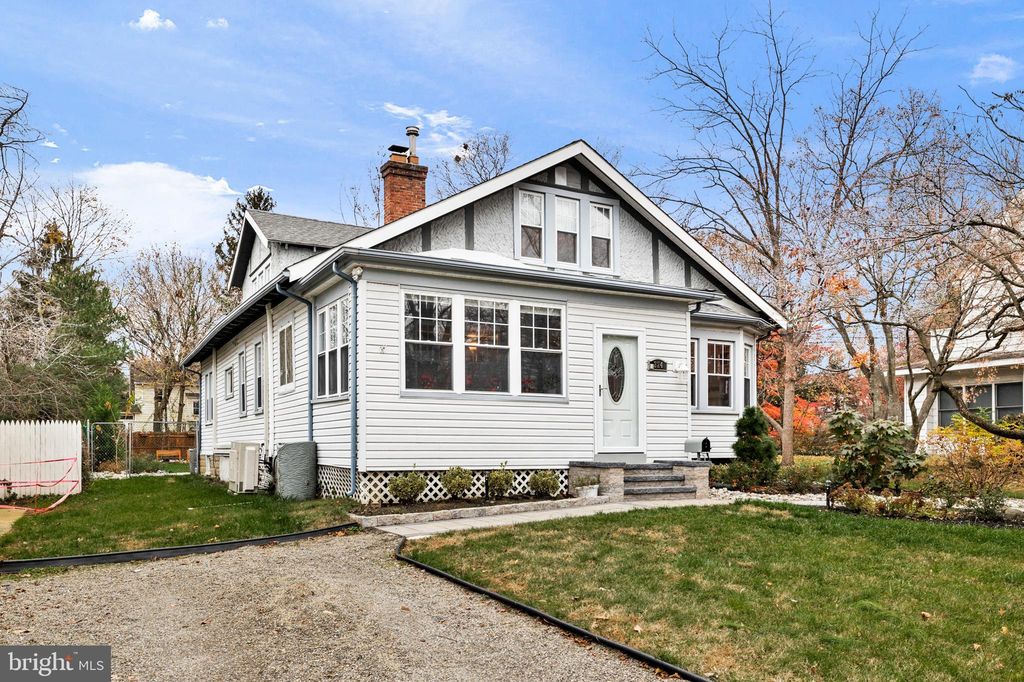 224 Plymouth Pl, Merchantville, NJ 08109
