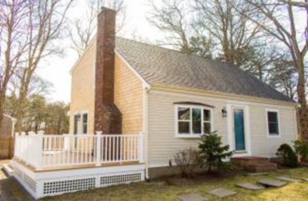 373 Castlewood Cir, Barnstable, MA 02630
