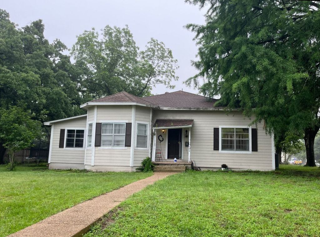 702 Cypress St, Teague, TX 75860 Trulia