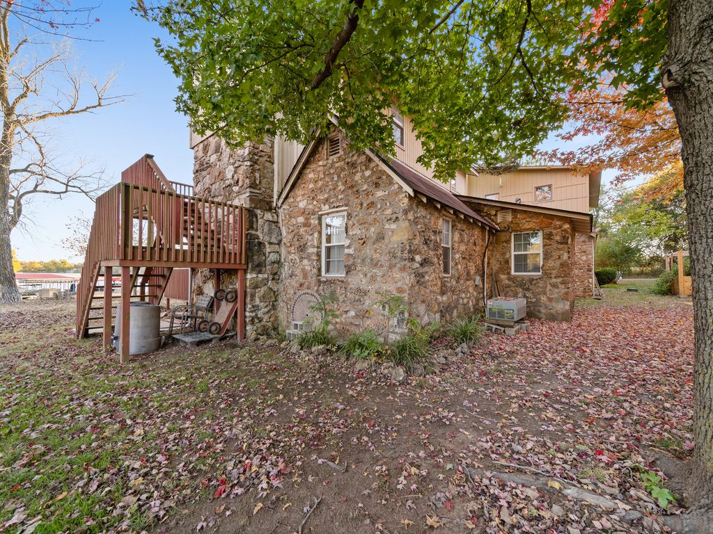 2 Summerside Ln, Ketchum, OK 74349