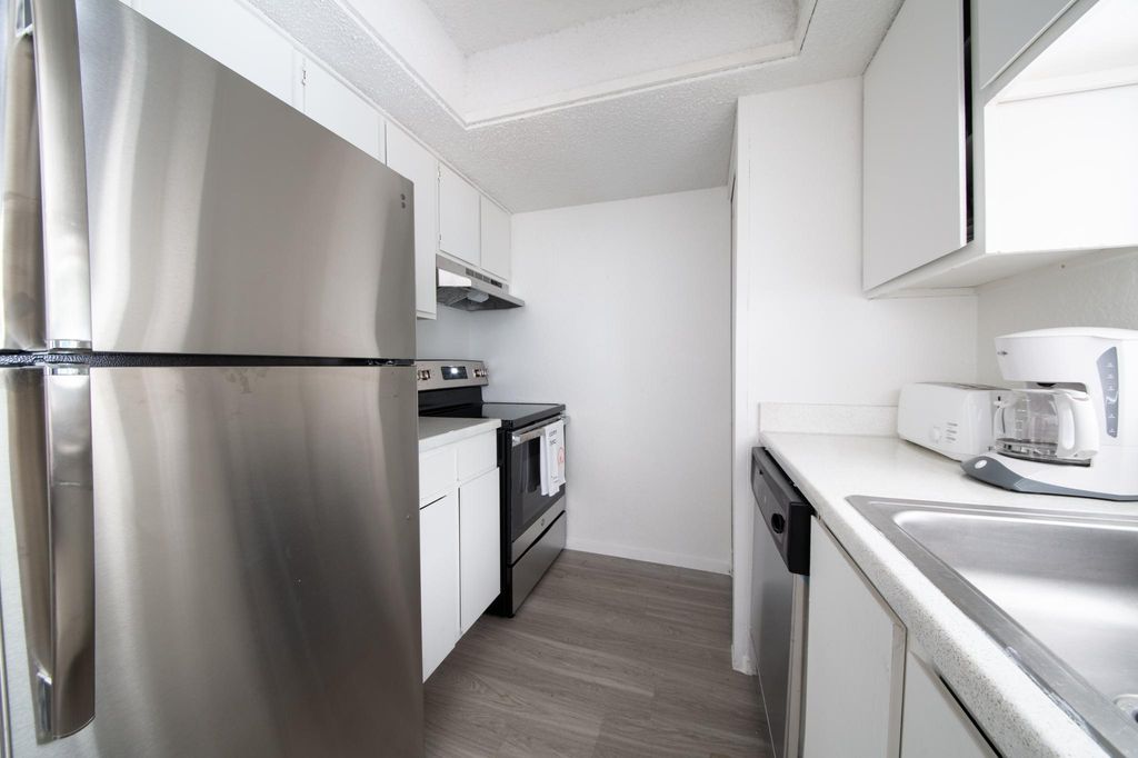1200 Treadwell St, Austin, TX 78704