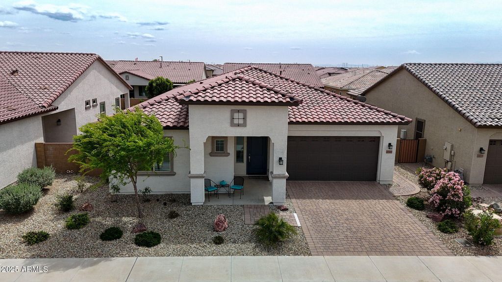 24385 N  173rd Ln, Surprise, AZ 85387