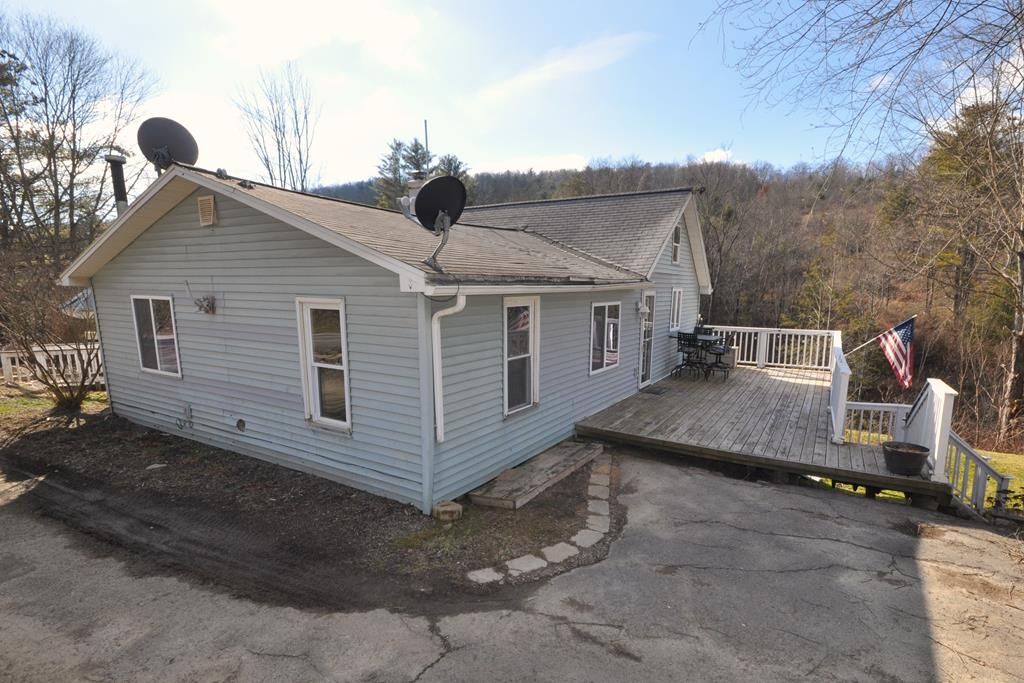 3933 Manning Ridge Rd, Painted Post, NY 14870