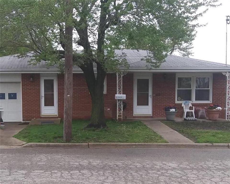 2603 Main St, Higginsville, MO 64037 Trulia