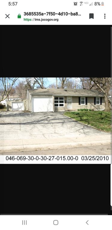 8110 W 85th Ter, Overland Park, KS 66212