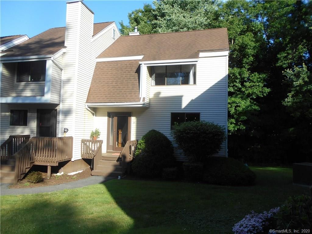 34 Spice Hill Dr 34, Wallingford, CT 3 Bed, 3 Bath Condo 30 Photos