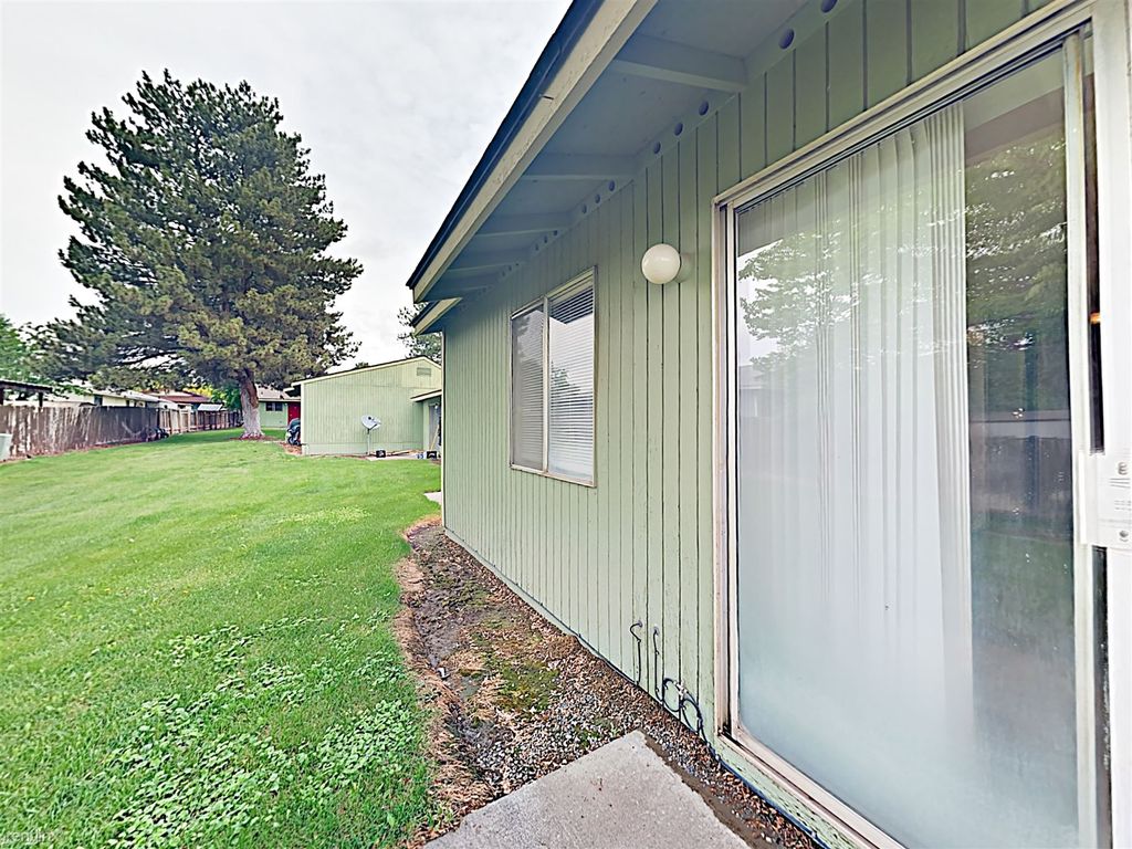 1002 Hillcrest St A1, Grandview, WA 98930 Trulia