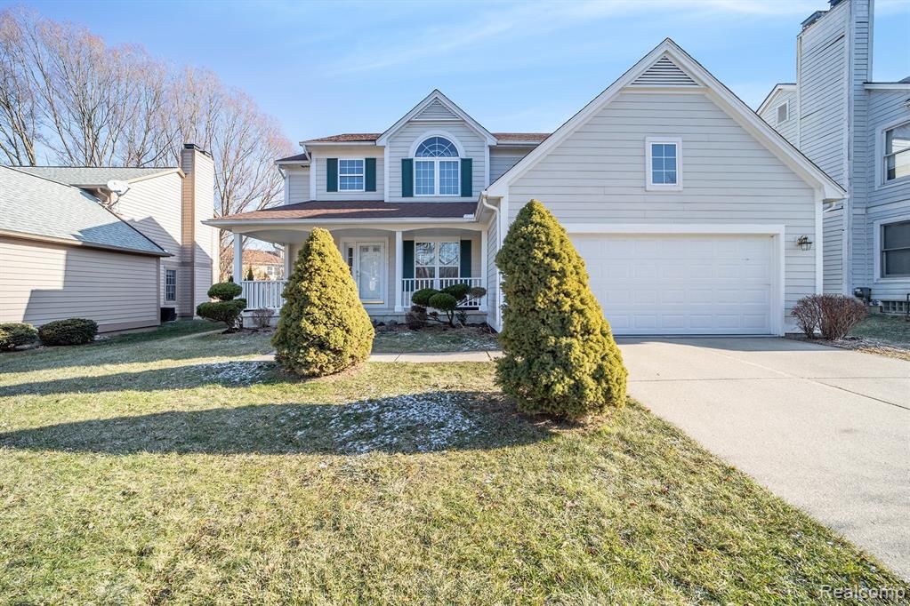 3699 Eaton Gate Ln, Auburn Hills, MI 4 Bed, 3 Bath SingleFamily Home