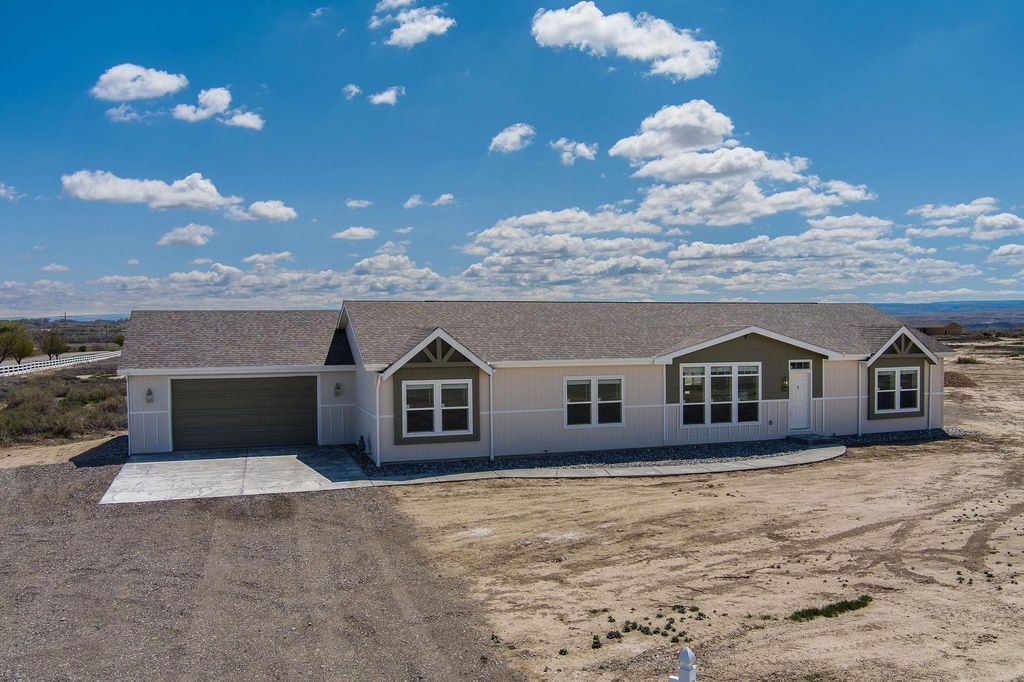 1246 H 25 Rd, Delta, CO 81416