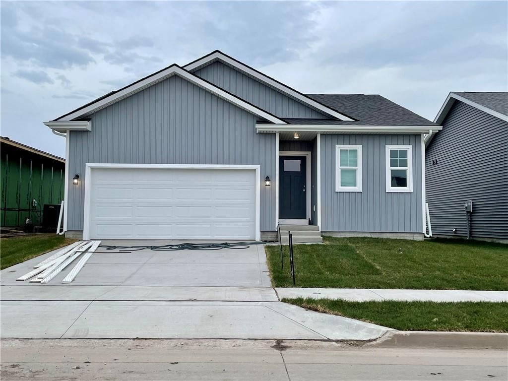 623 1st St NW, Bondurant, IA 50035