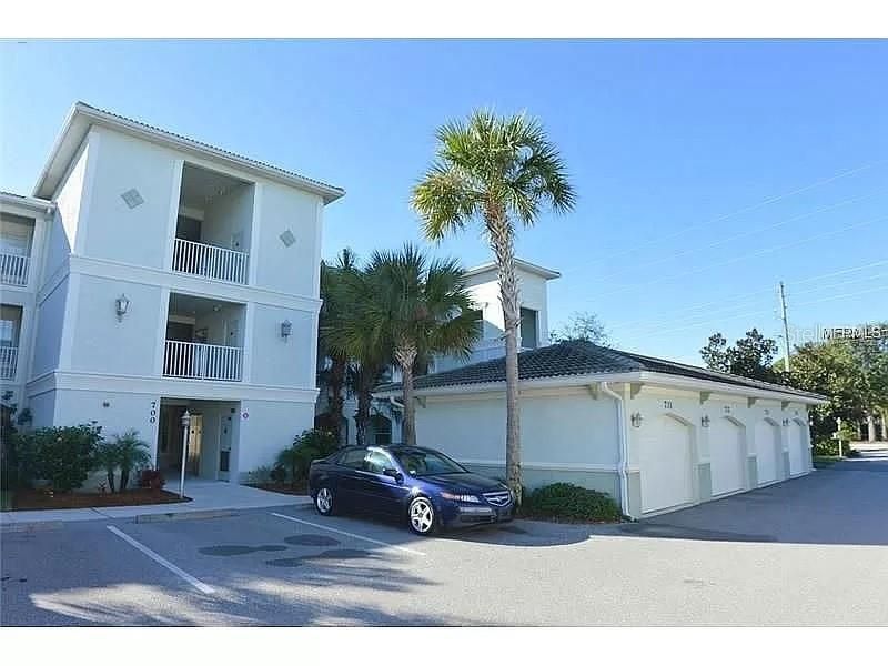 700 Gardens Edge Dr #734, Venice, FL 34285