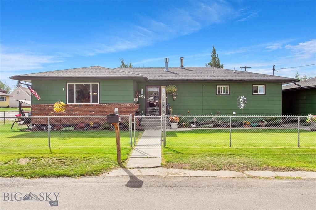 2850 Marcia St, Butte, MT 59701