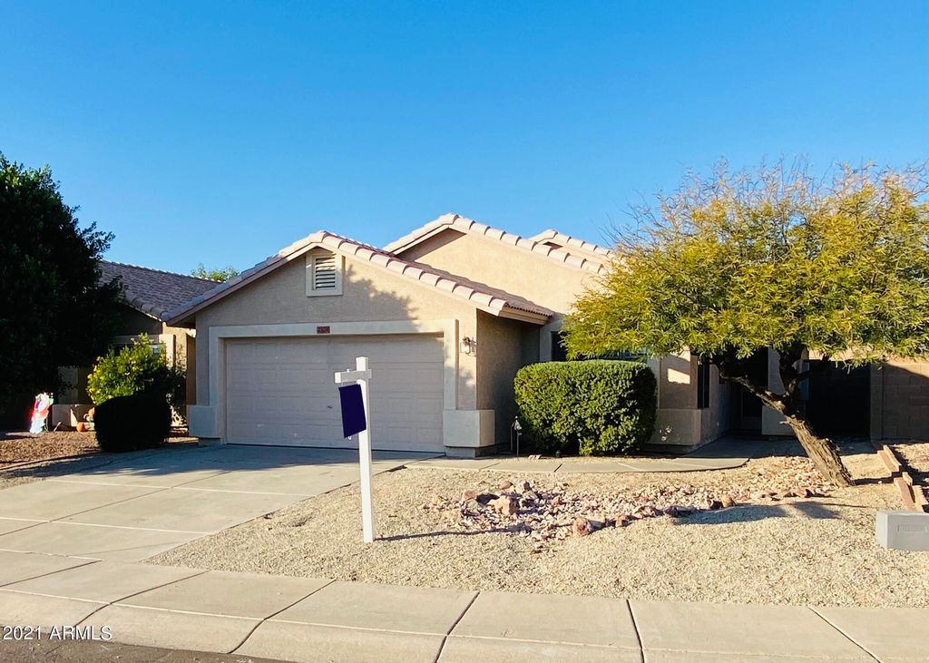 2324 E 36th Ave, Apache Junction, AZ 85119