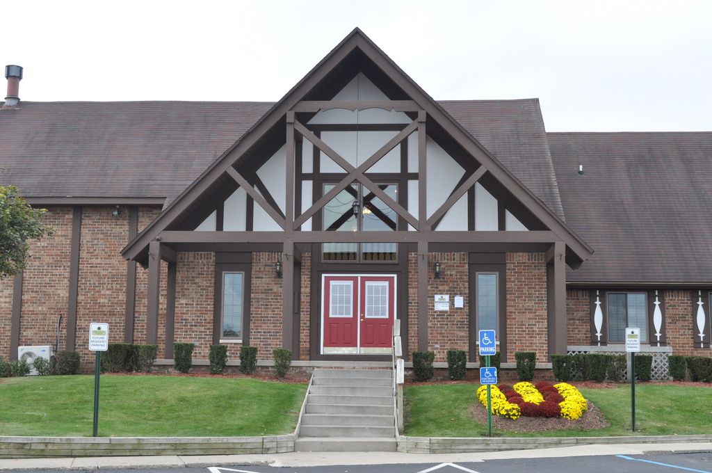 5800 Maplebrook Ln, Flint, MI 48507
