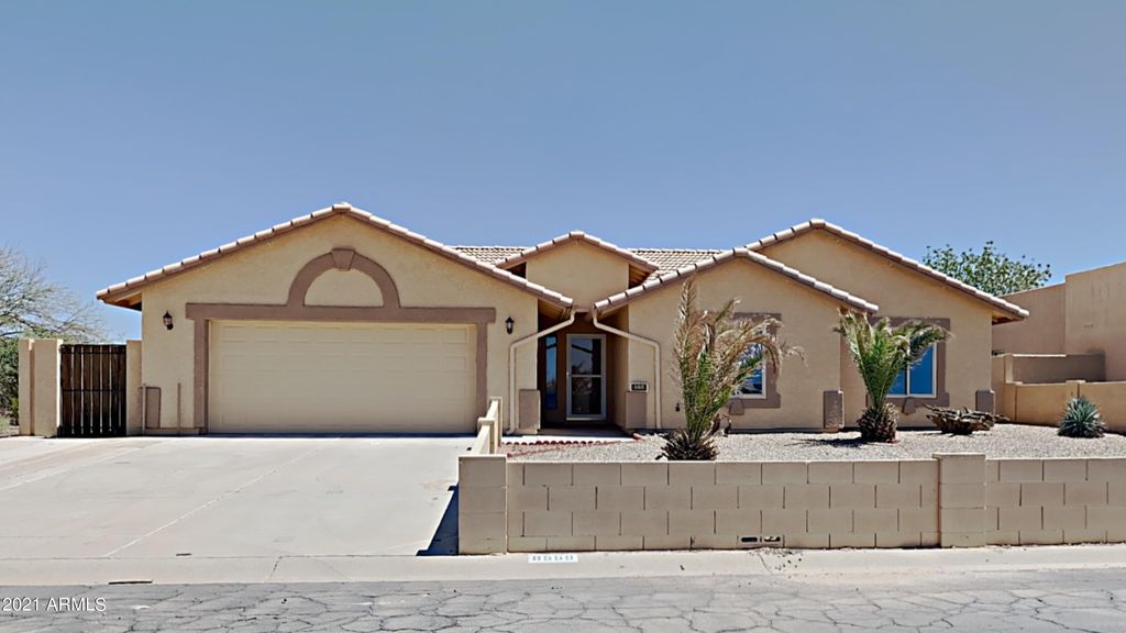 8559 W Torreon Dr, Arizona City, AZ 85123
