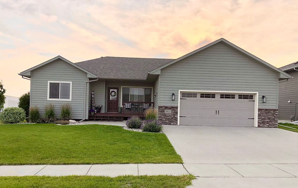3917 S  Linedrive Ave, Sioux Falls, SD 57110