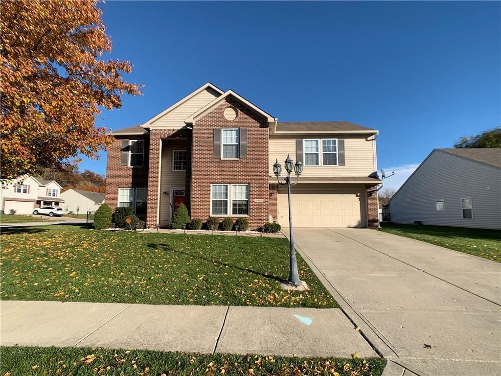 7801 Valley Stream Dr, Indianapolis, IN 46237