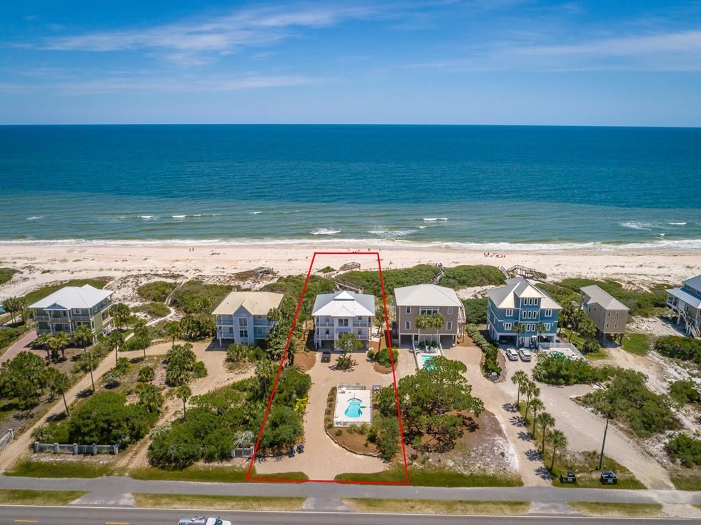 1712 E Gulf Beach Dr, Eastpoint, FL 32328