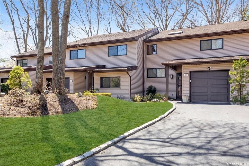 Northgate Condos Melville Ny