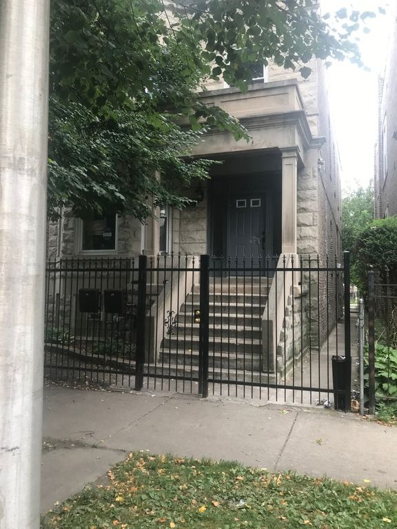 5724 S May St, Chicago, IL 60621