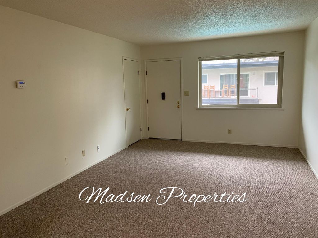 1120 Esplanade #20, Chico, CA - 1 Bed, 1 Bath Multi-Family Home - 9