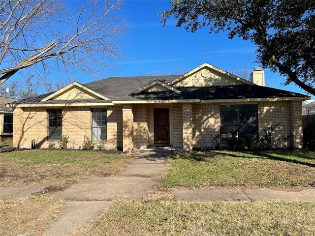 7017 Seascape Dr, Rowlett, TX 75088