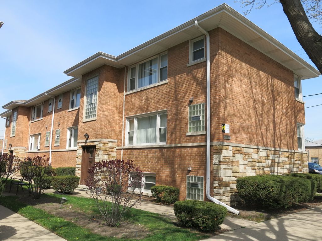 3116 Calwagner St #GW, Franklin Park, IL 60131