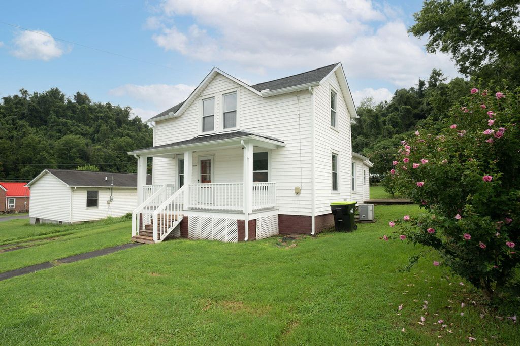 335 W Main St, Saltville, VA 24370 Trulia