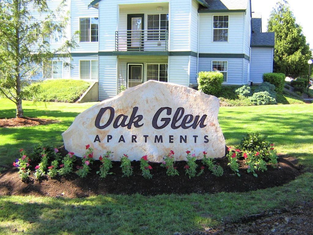 Oak Glen Apartments in Hillsboro, OR 97123 13 Bed, 12