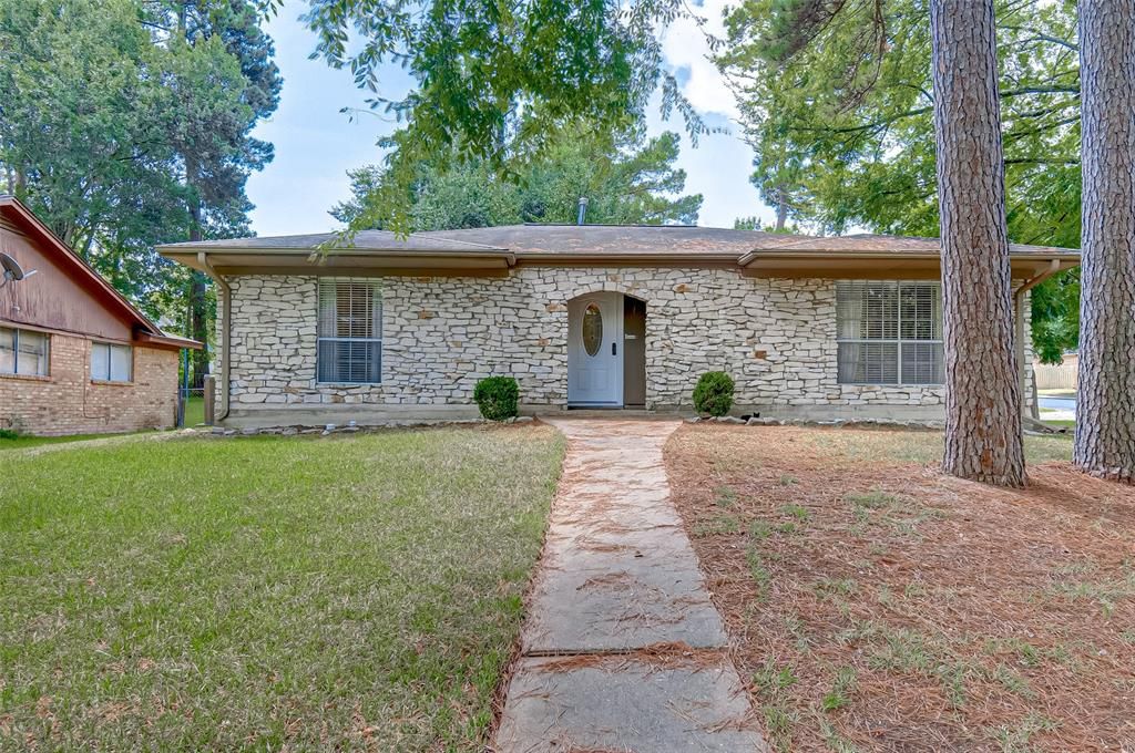 2715 Pine Shadows Dr, Huntsville, TX 77320 Trulia