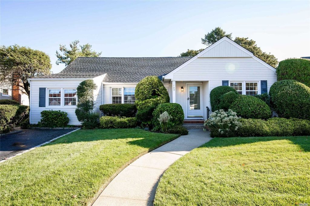 3709 Crest Rd, Wantagh, NY 11793 Trulia